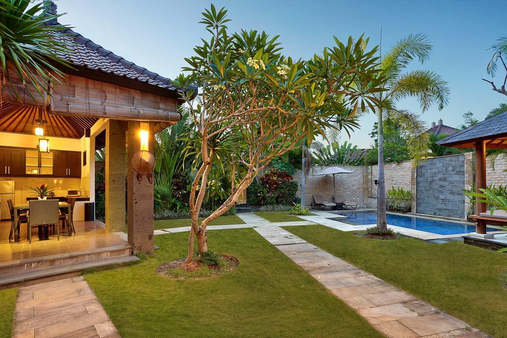 Askara Villa Canggu Buitenkant foto