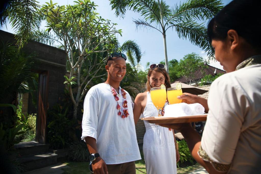 Askara Villa Canggu Buitenkant foto