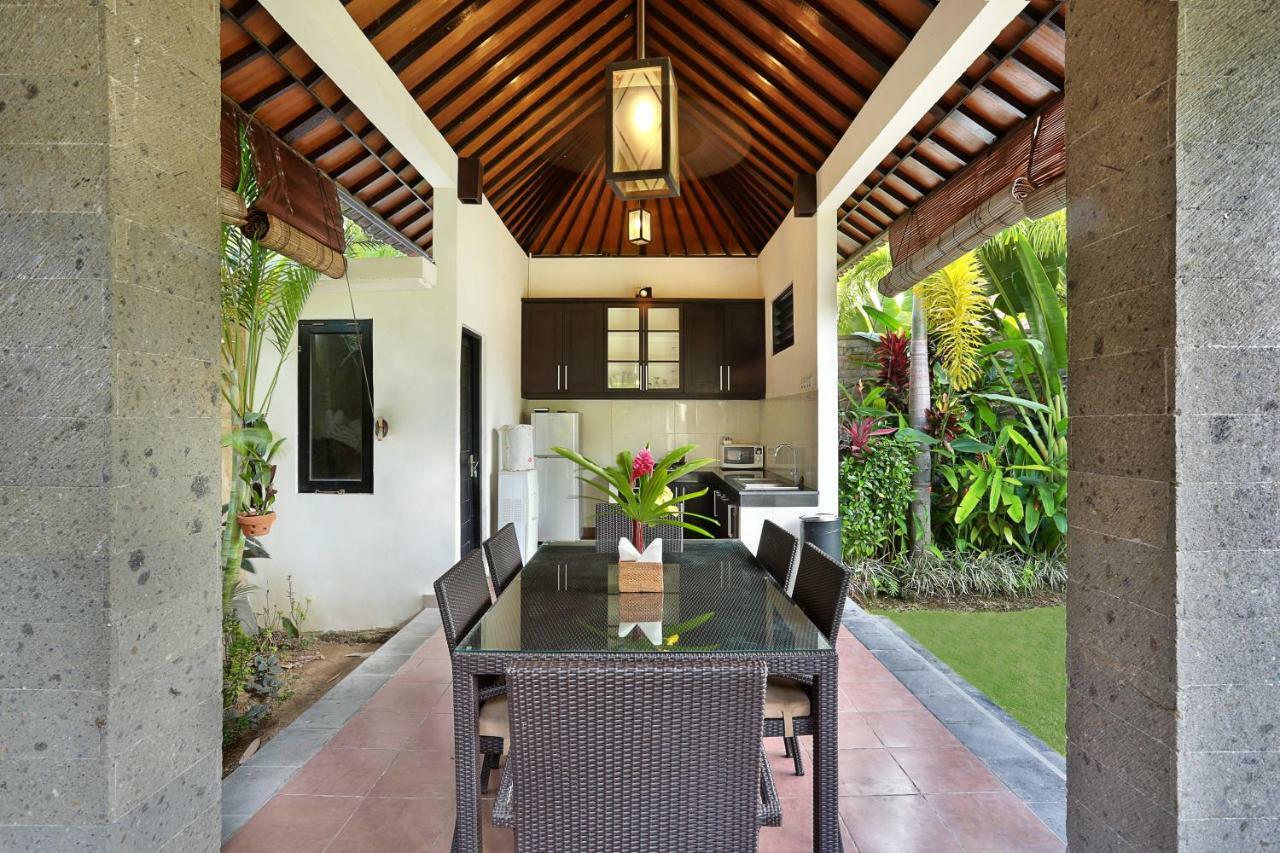 Askara Villa Canggu Buitenkant foto